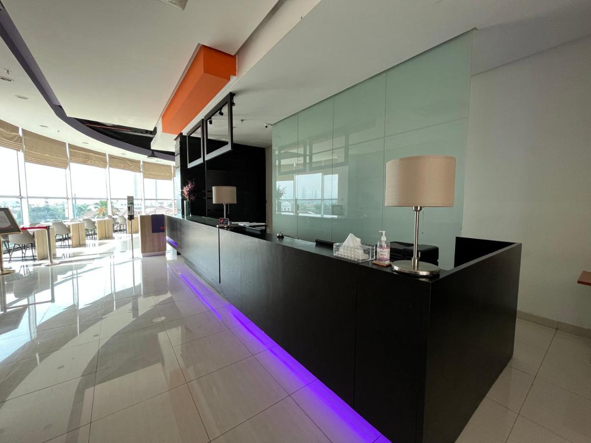 Luminor Hotel Metro Indah - Bandung By Wh Cicadas Extérieur photo