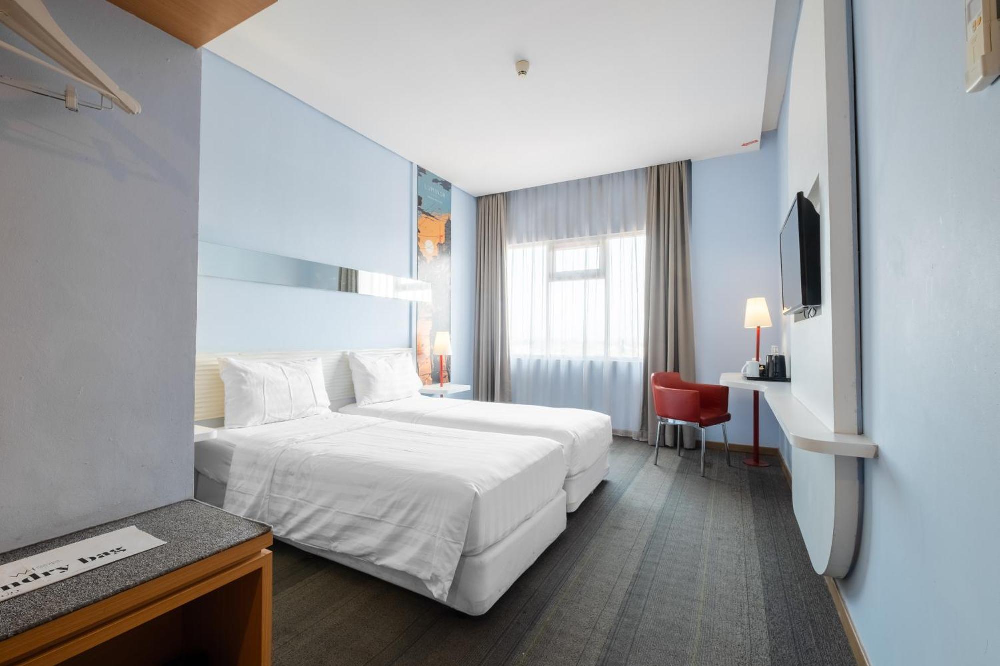 Luminor Hotel Metro Indah - Bandung By Wh Cicadas Extérieur photo